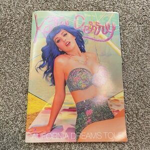 Katy‎ Perry The California Dreams Tour 2011 Program Book With Stickers/Postcards